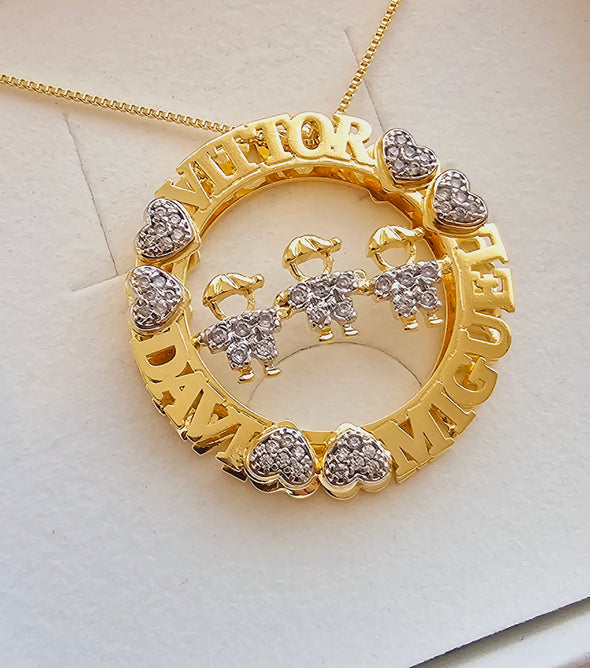 Colar personalizado com 3 filhos banhado à ouro 18k
