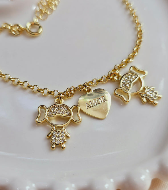 Pulseira com 2 meninas banhada à ouro 18k